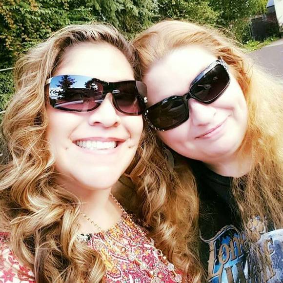 Meet your Posher, Paula - Picture 1 of 1